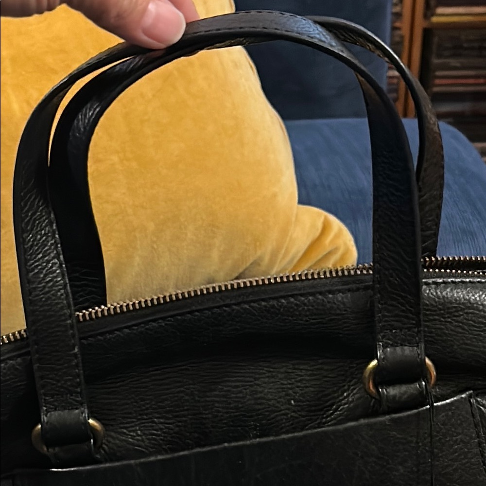 Fossil Black Leather Women's Bag - Picture 9 of 16